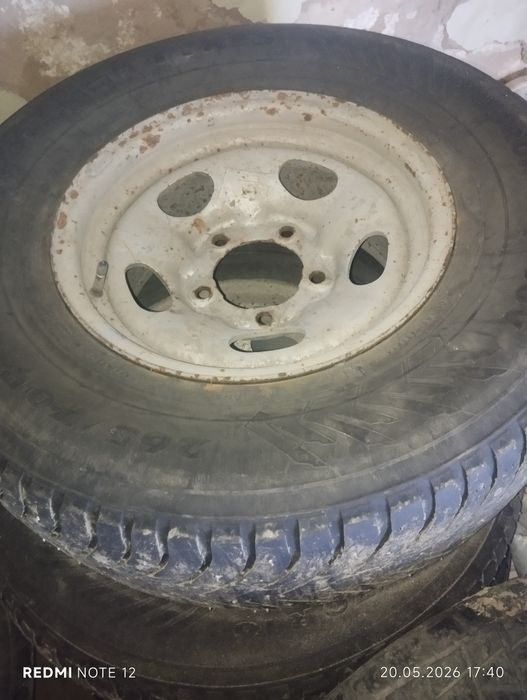 Зимние шины 265/70R16