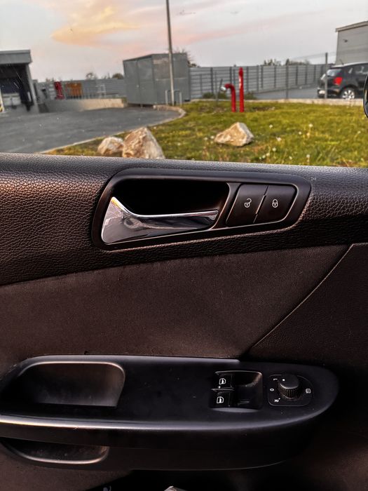 Vw passat 1.9 tdi cel mai bun motor de la vw! Masina merge super