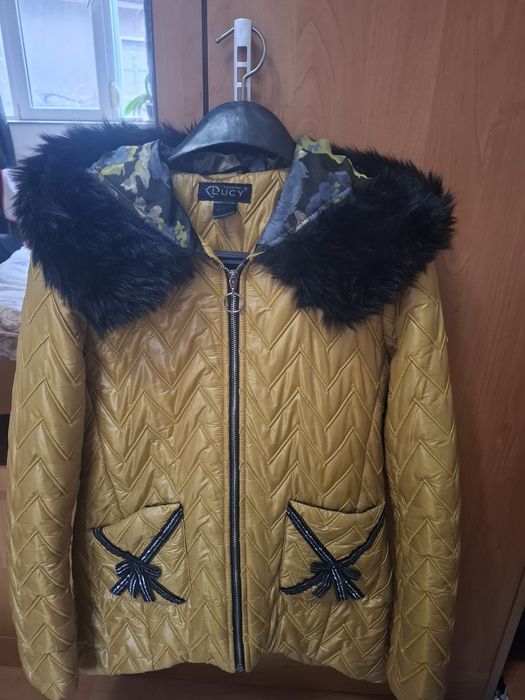 Зимно яке с качулка!