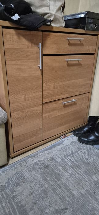 комод , прихожая