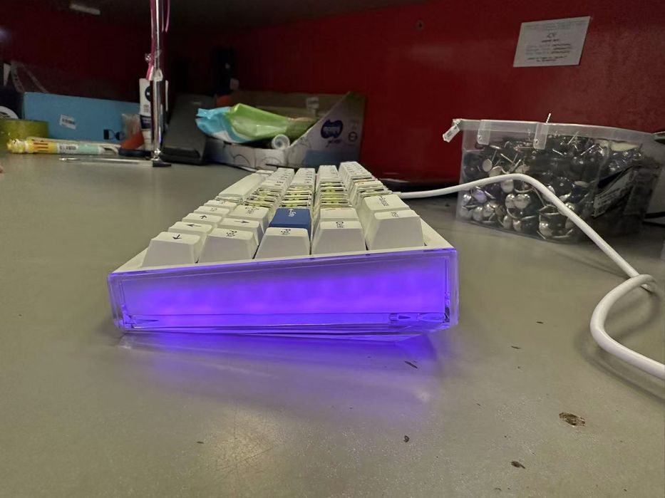 Dareu cool 68 магнитни суичове клавиатура