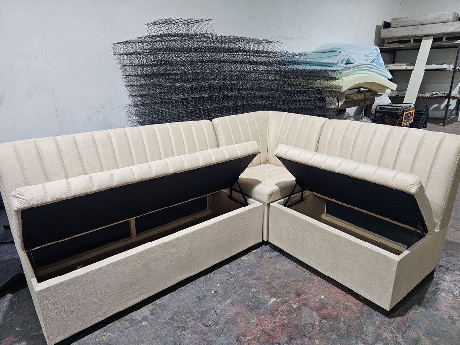 Мягкий уголок для