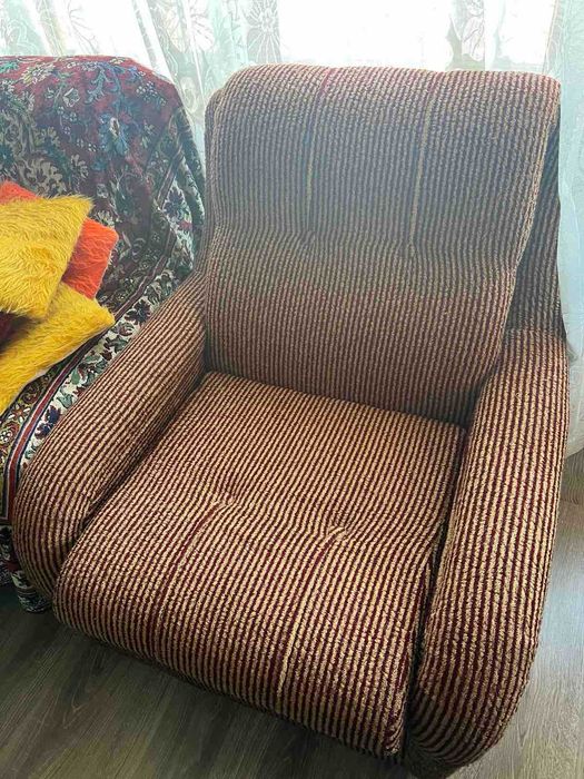 К-Т Разтегателен диван с фотьойли