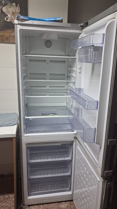 Холодильник Beko CN 332220
