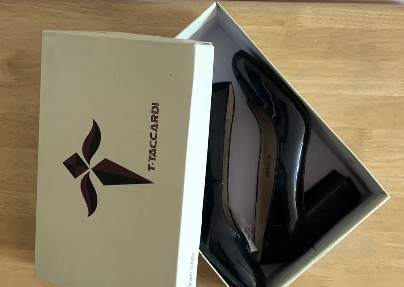 Туфли черные TACCARDI