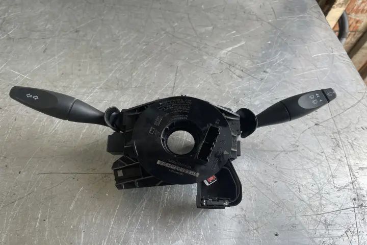 Maneta semnalizare Ford Focus 2003 1.8 Tddi MT (90 hp)