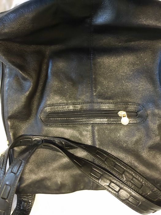 Чанта "VERSACE",ДНЕС 450€НАМАЛЕНАчерна,естествена кожа,дамска,оригинал