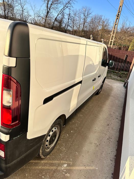 Opel vivaro se vinde sa la schimb