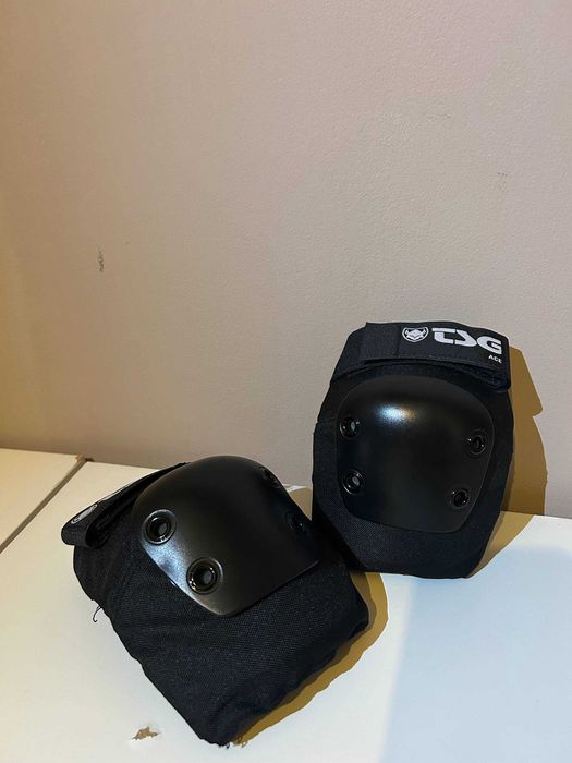 TSG Elbowpad Ace, размер М – протектори за лакти, нови