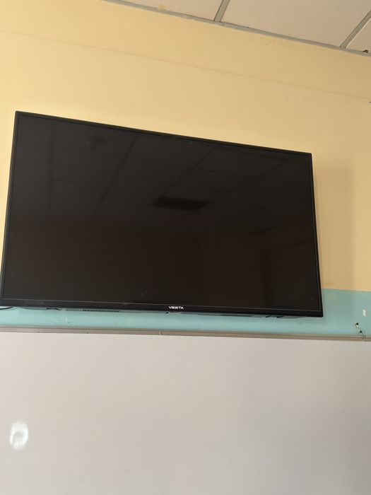 Теливизор арзон сотилади Vesta 43 V10H