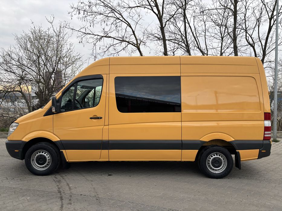 Vand Mercedes Sprinter 319 motor 3.0 cdi 9 locuri 190 cp