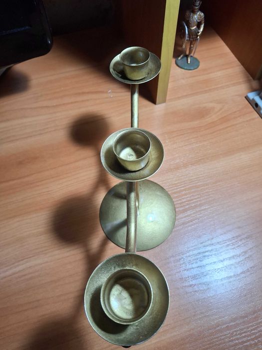 Подсвечник на 3 свечи.