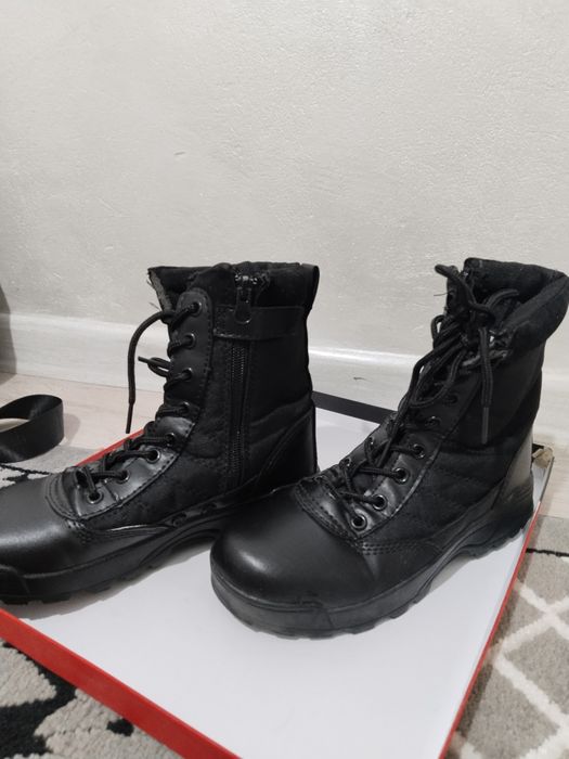 Киім,аяқ киымдер