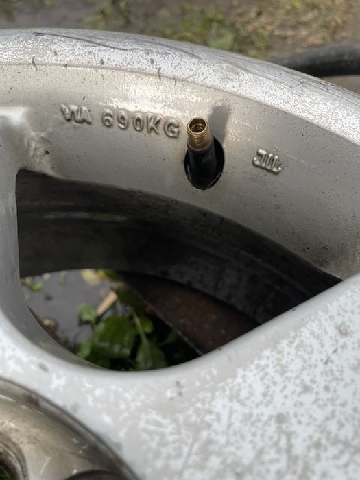 Прлдам диски r15