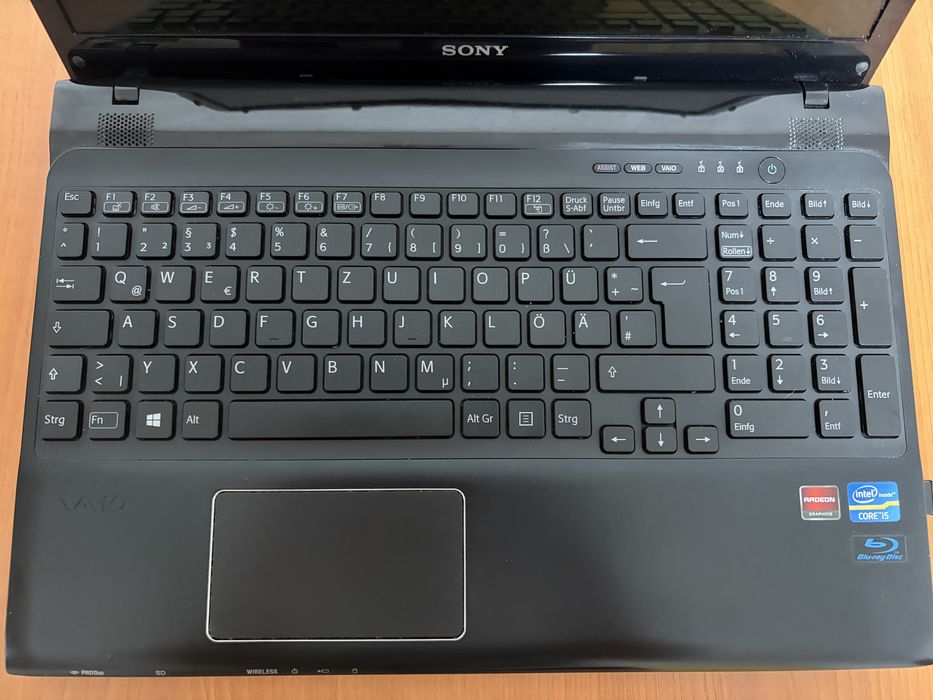 Laptop Sony SVE151E11M