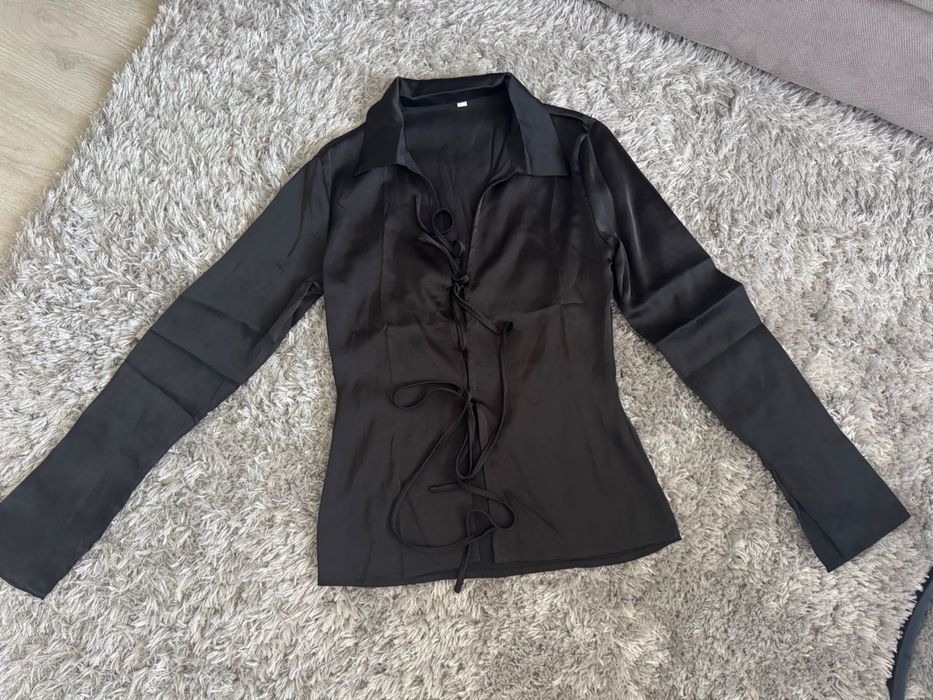 Дамска черна риза ХС