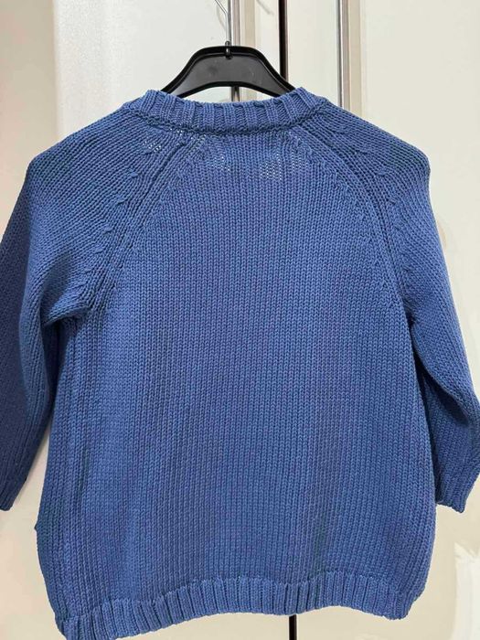 Топла синя жилетка