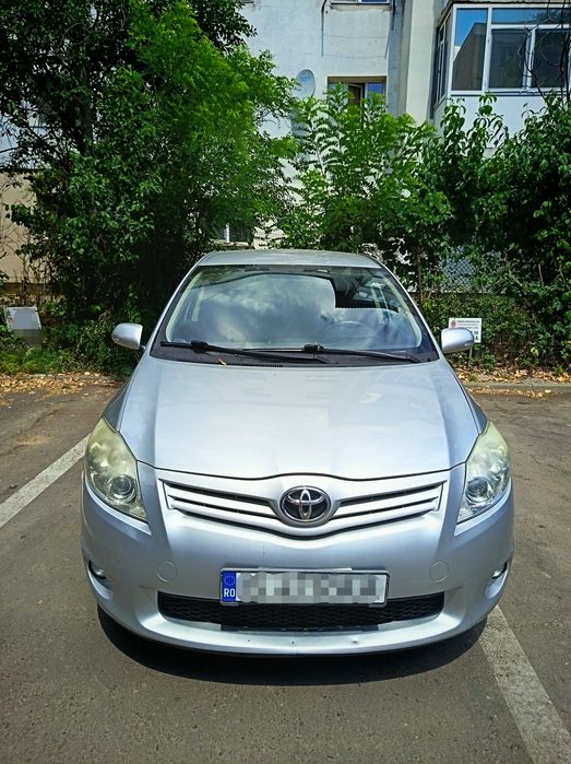 TOYOTA Auris 2012 — imagine 2