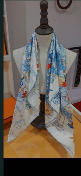 Eșarfe Hermes,model 2026, 100%mătase, 90x90cm,  preț fix