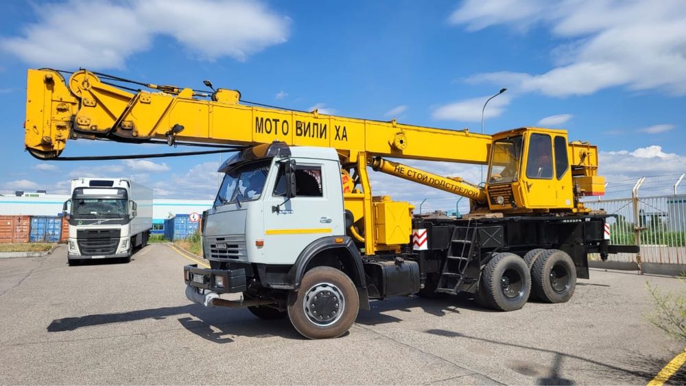 Автокран Отеген Батыр (грес)