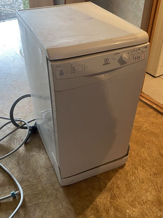 Посудамойка indesit
