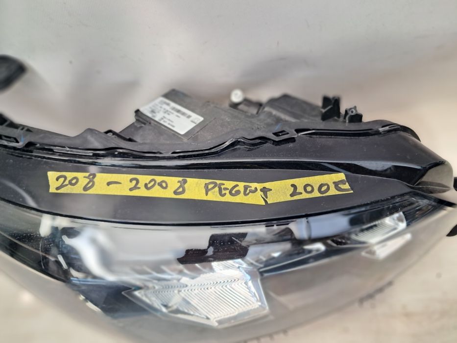 Фар Peugeot 208 Peugeot 2008 led 2022/2026г