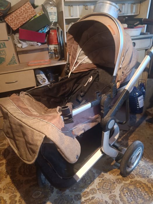 Коляска детская прогулочная