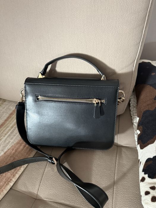 Чанта Кожена Guess