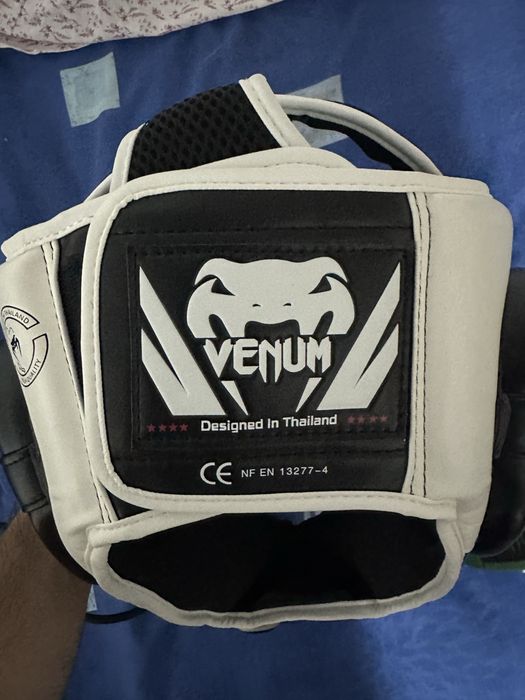 Vand set Venum Casca + Coarda + Bandaje