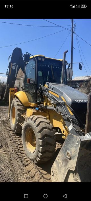 Экскаватор погрузчик 3в1