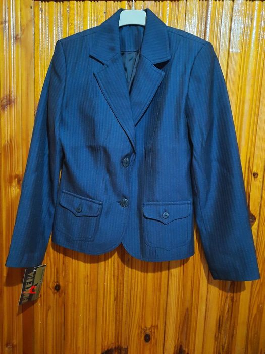 Синьо дамско сако