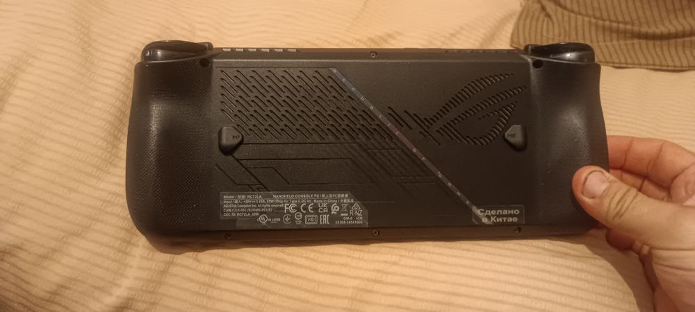 Игровая приставка Asus