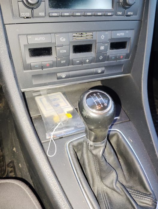 Vind Audi A4 b7,19TDI.