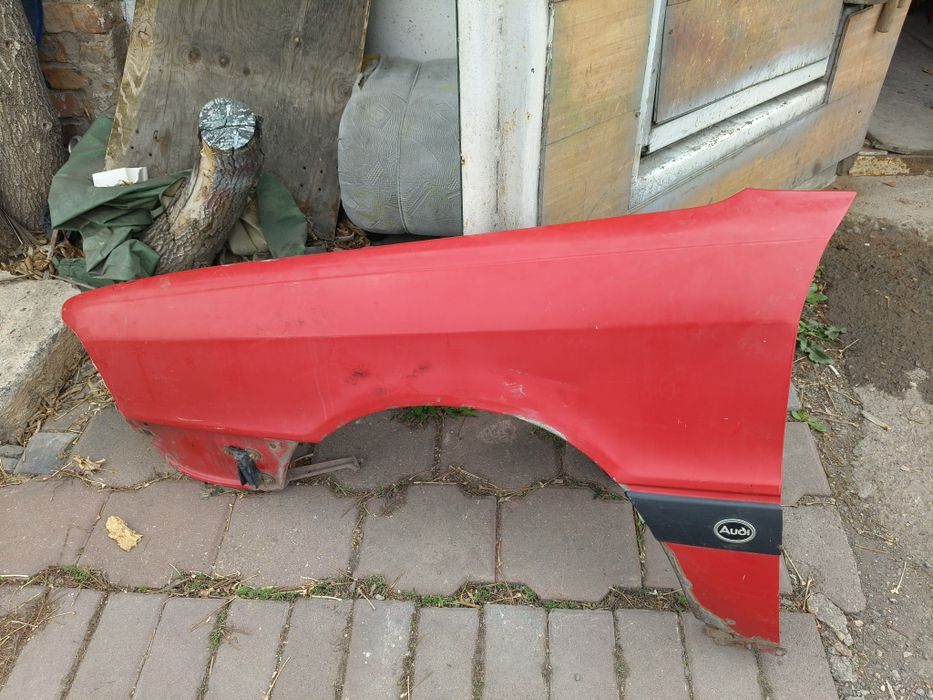 Крыло на Ауди 80