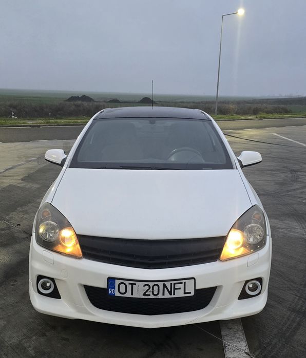 Vand/ Schimb Opel Astra H GTC 2010