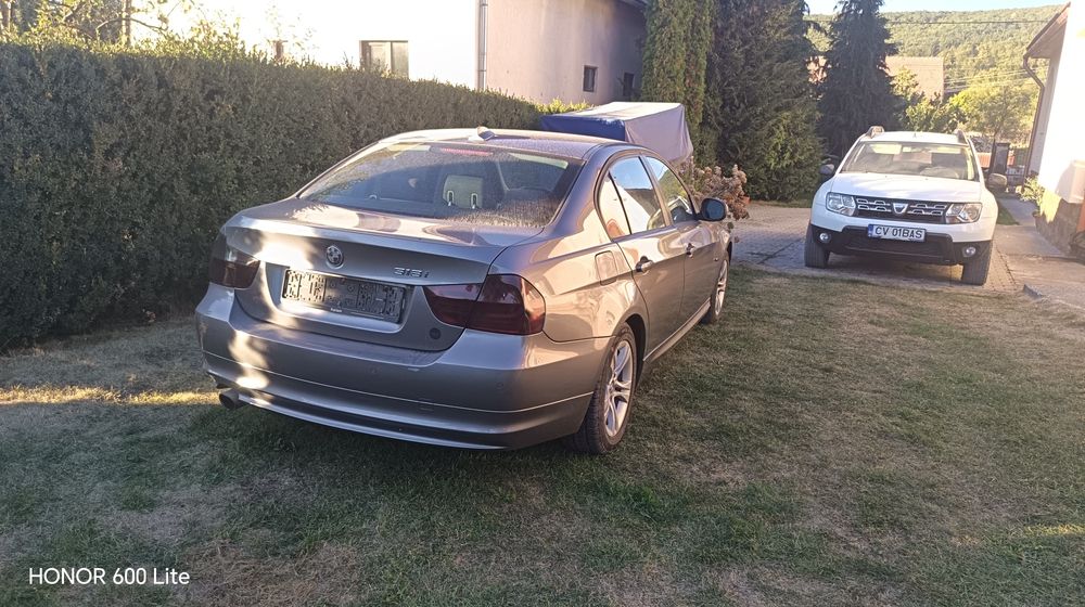 Vând BMW seria 3