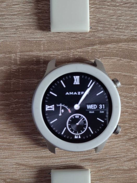 Смарт часовник Xiaomi Amazfit GTR А1910