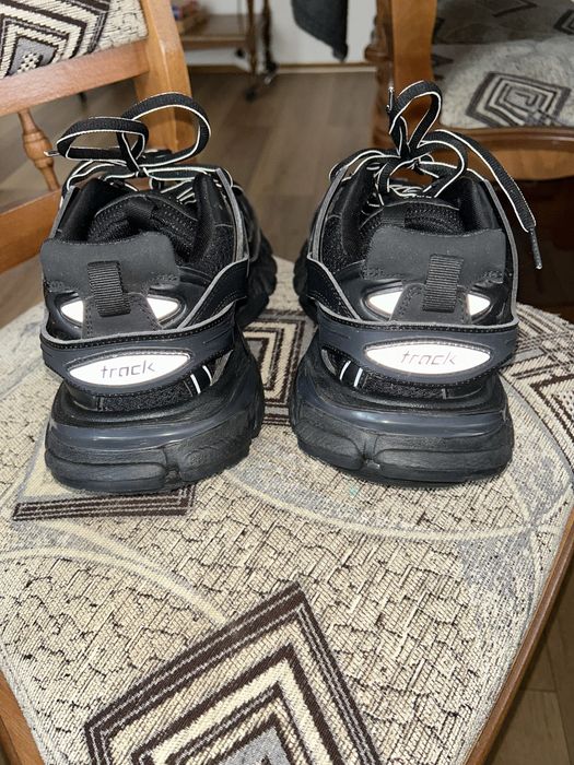 Balenciaga Track