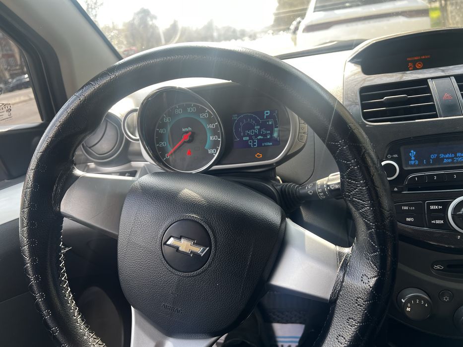 Arenda Spark 4 pozitsa avtomat 2017 yil kraska toza