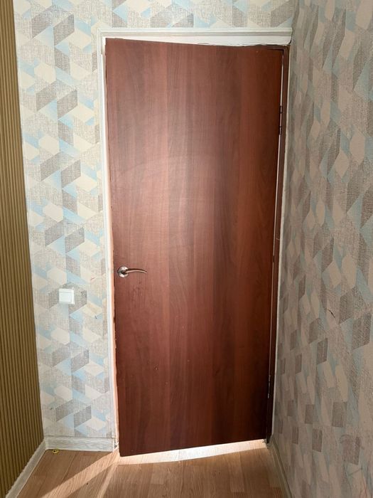 Есік сатылады 7 шт