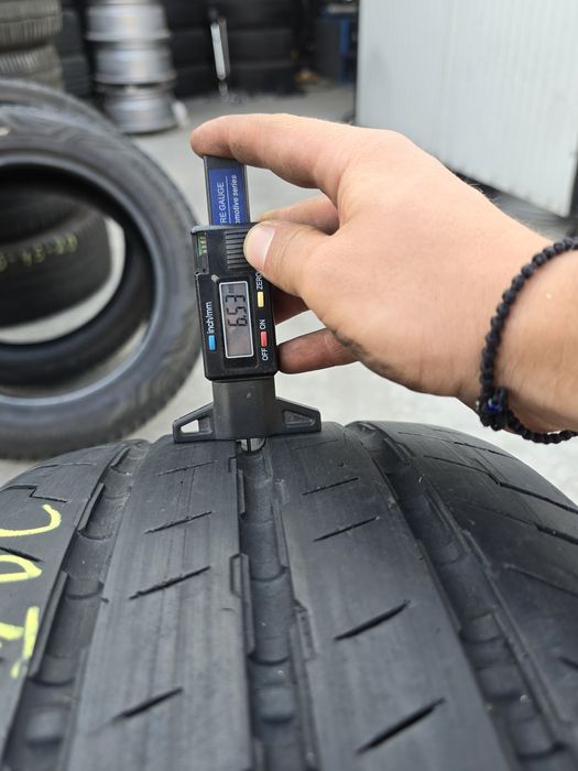 1 Брой Бусова Гума 235/65/16C Continental 6,5mm 21dot