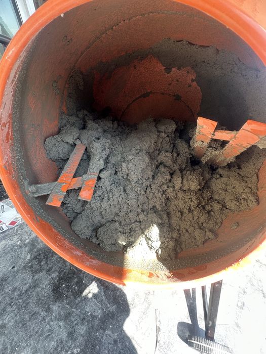 Бетонобъркачка под наем 25 лева на ден.