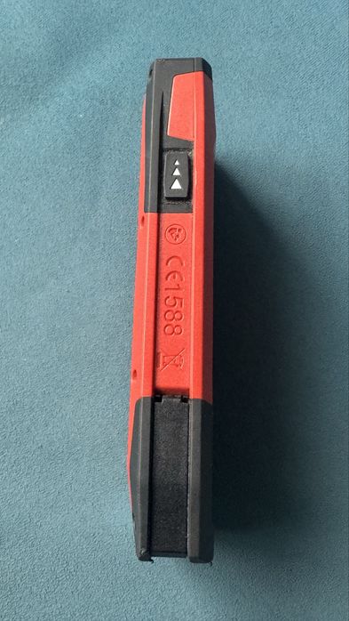 HILTI  PD-C лазерна ролетка
