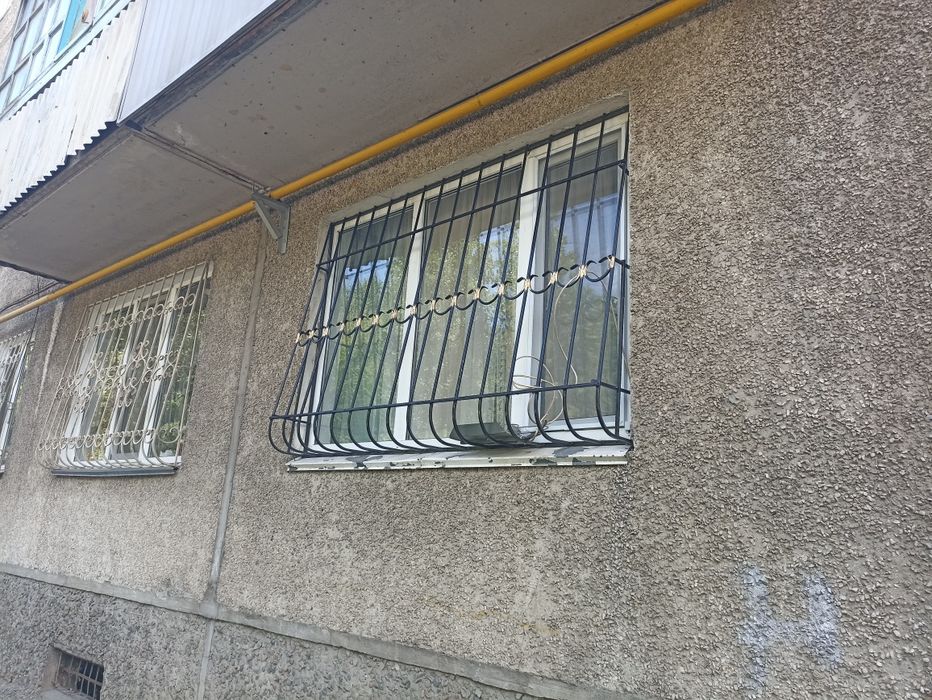 Решётки на окна металлические