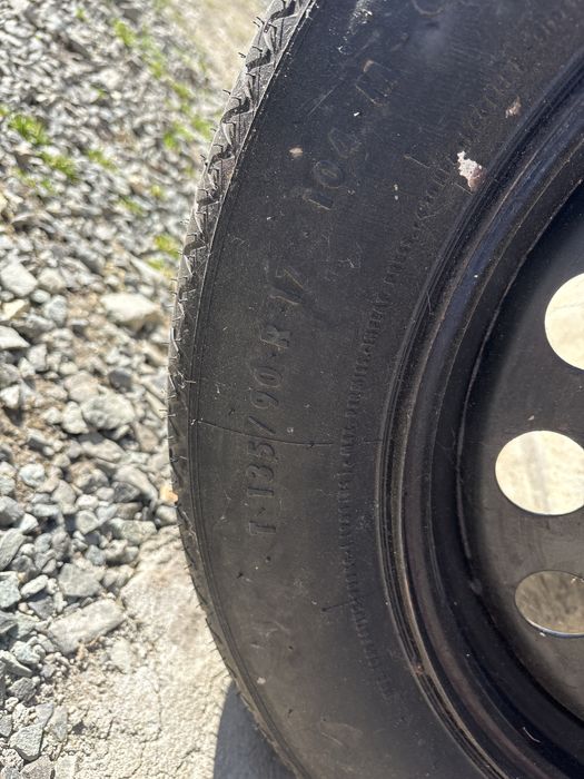 roată de rezervă de tip "slim" BMW R17