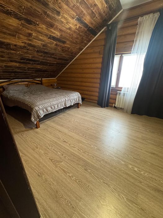 Продается дом из сруба на разбор .