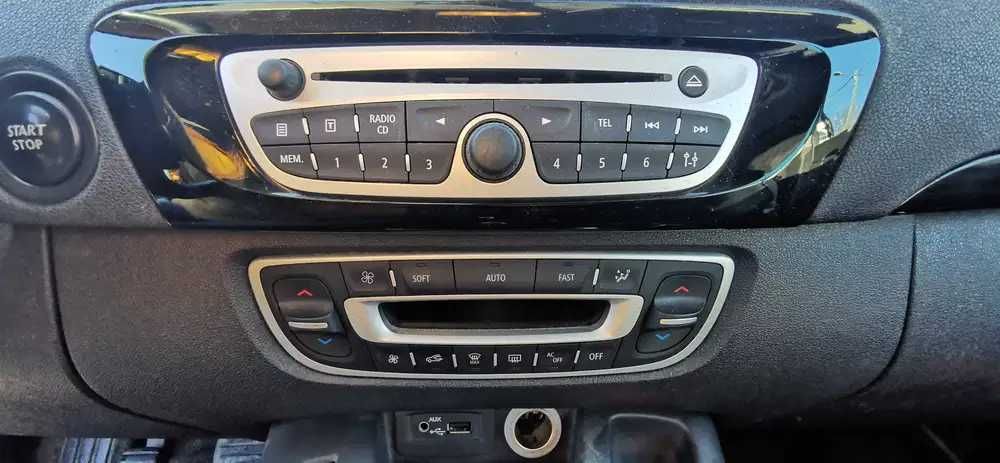RENAULT Grand Scenic 2011 — imagine 5