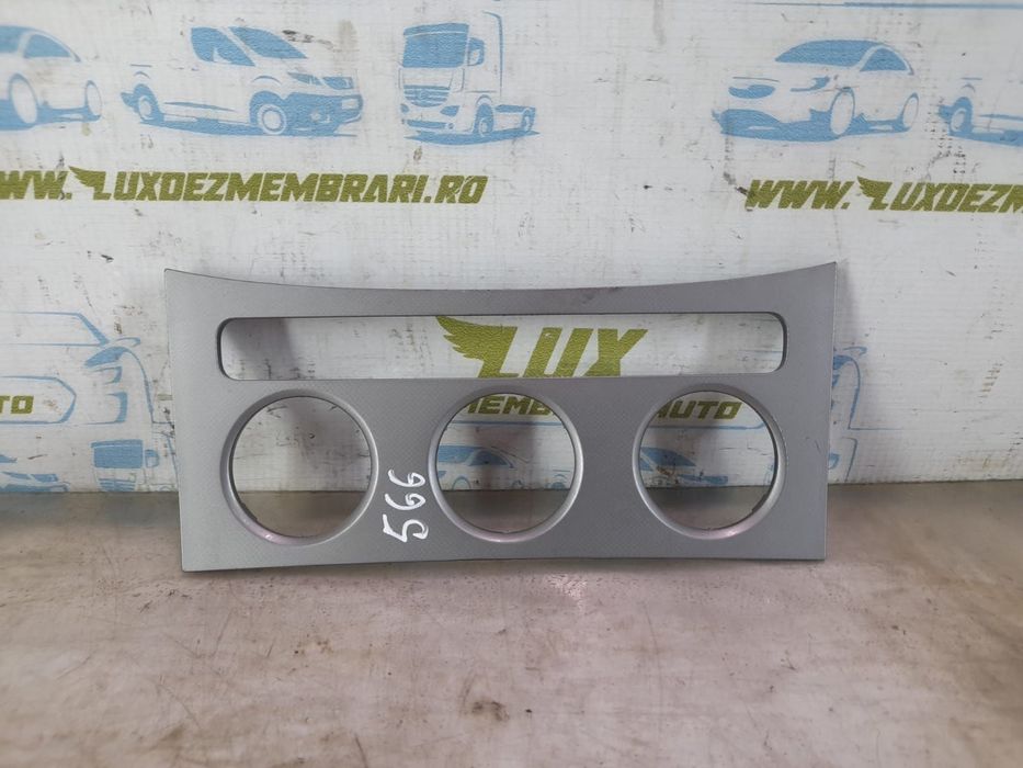 Ornament panou climatronic Volkswagen VW Passat B6 [2005 - 2010] 2.0