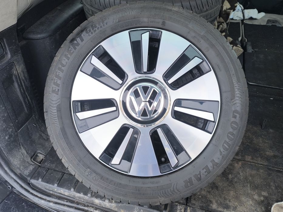 15 цола джанти с гуми за  Volkswagen UP Фолксваген ЪП