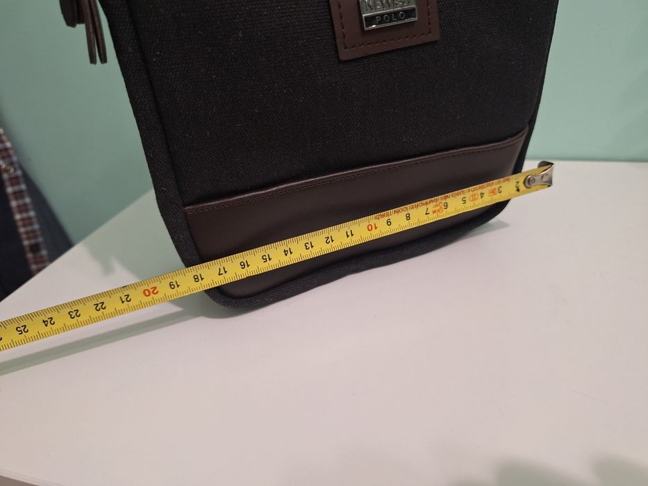 Продавам нова мъжка маркова спортна ежедневна чанта